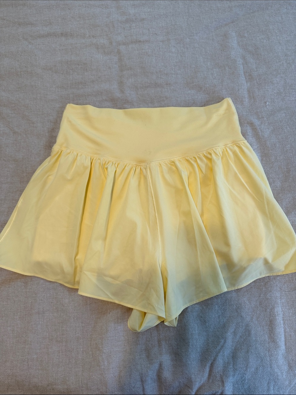 Aerie cross over flowy shorts - Picture 2 of 4